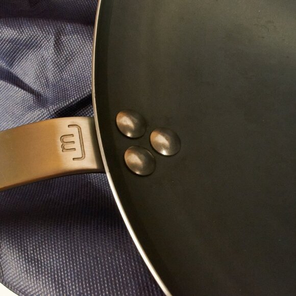 Made In Cookware - 12" Blue Carbon Steel Wok - Made in France Unused - Picture 5 of 9